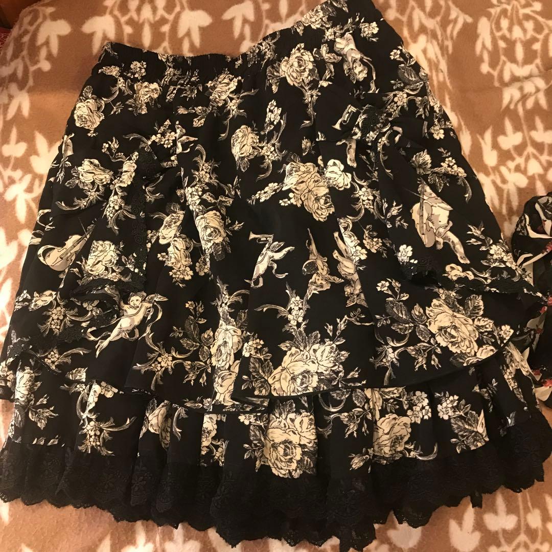 なっちょさん専用 axes femme花柄スカートとストライプブラウスセット