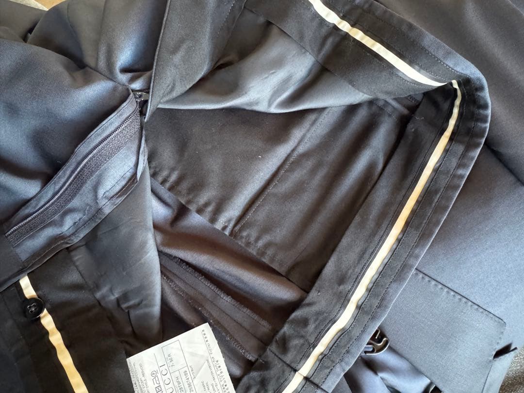 最終　GUCCI濃紺 ビジネススーツ ジャケットとパンツセット　L イタリア50