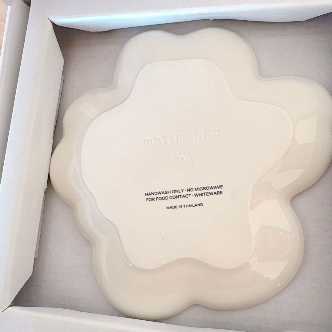 新品未使用 マリメッコ　60周年 ウニッコ プレート13cm 2枚セット