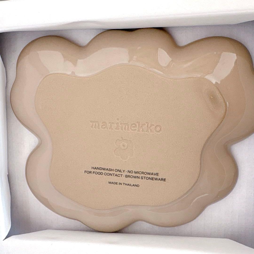 新品未使用 マリメッコ　60周年 ウニッコ プレート13cm 2枚セット