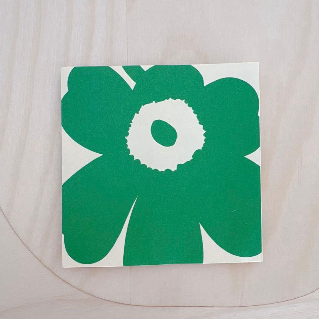 新品未使用 マリメッコ　60周年 ウニッコ プレート13cm 2枚セット