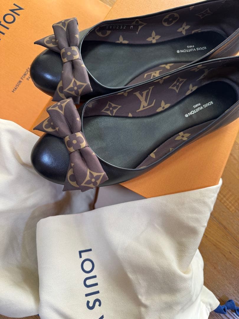 LOUIS VUITTON リボン付きフラットシューズ size38中24.5