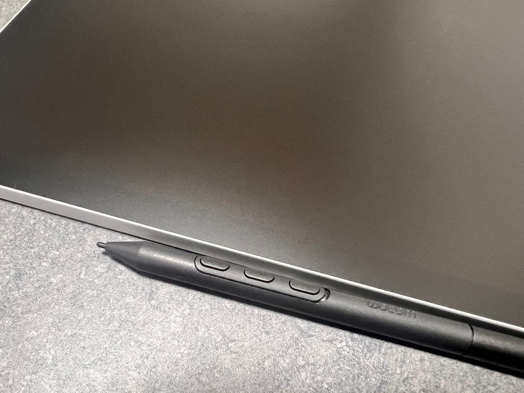 液タブ・ペンタブ Wacom MovinkPad 11