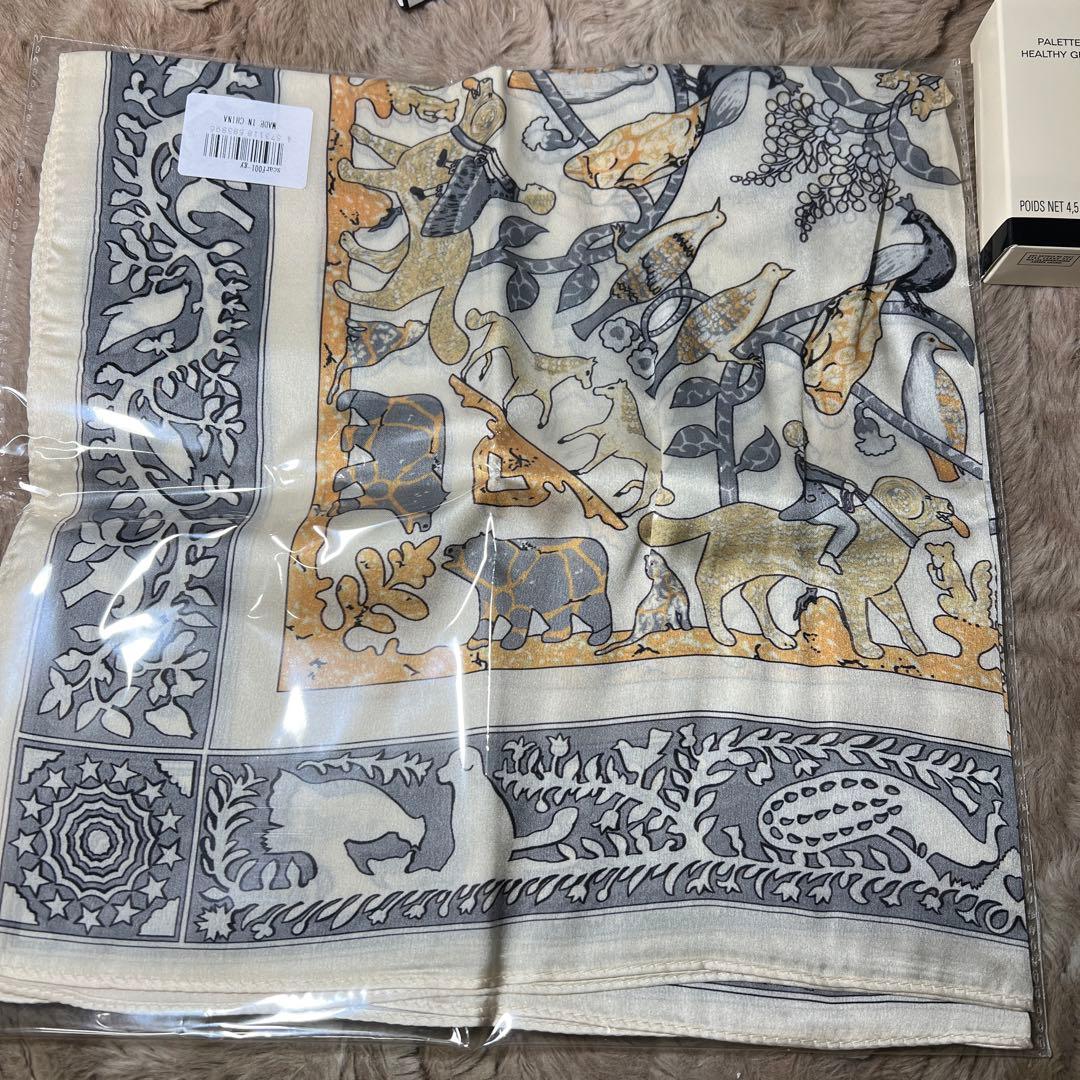 新品　CHANELシャネル レベージュパレットルガール　ウォーム　スカーフ付き