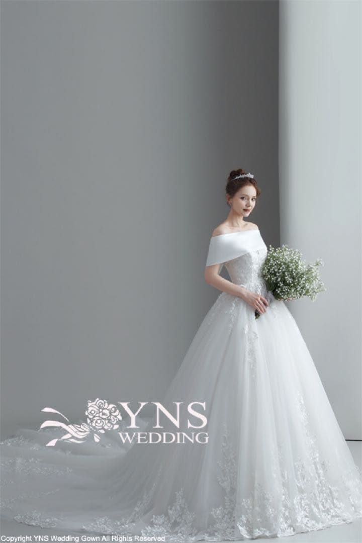 YNS WEEDINGオフショルダー ホワイト ウェディングドレス