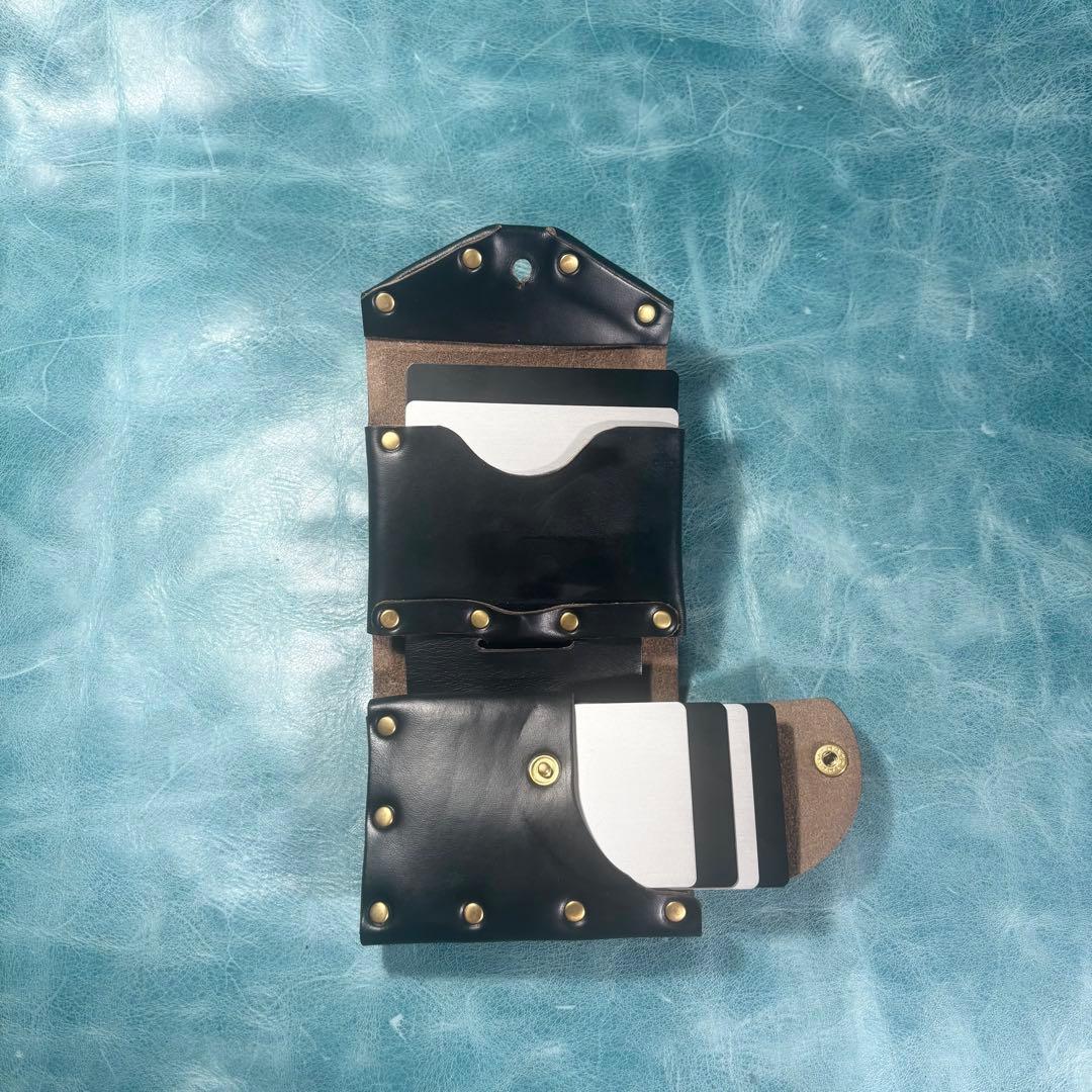 コンパクト　革　財布　クロムエクセル　レザー　黒色　ギボシ　真鍮　ハンドメイド