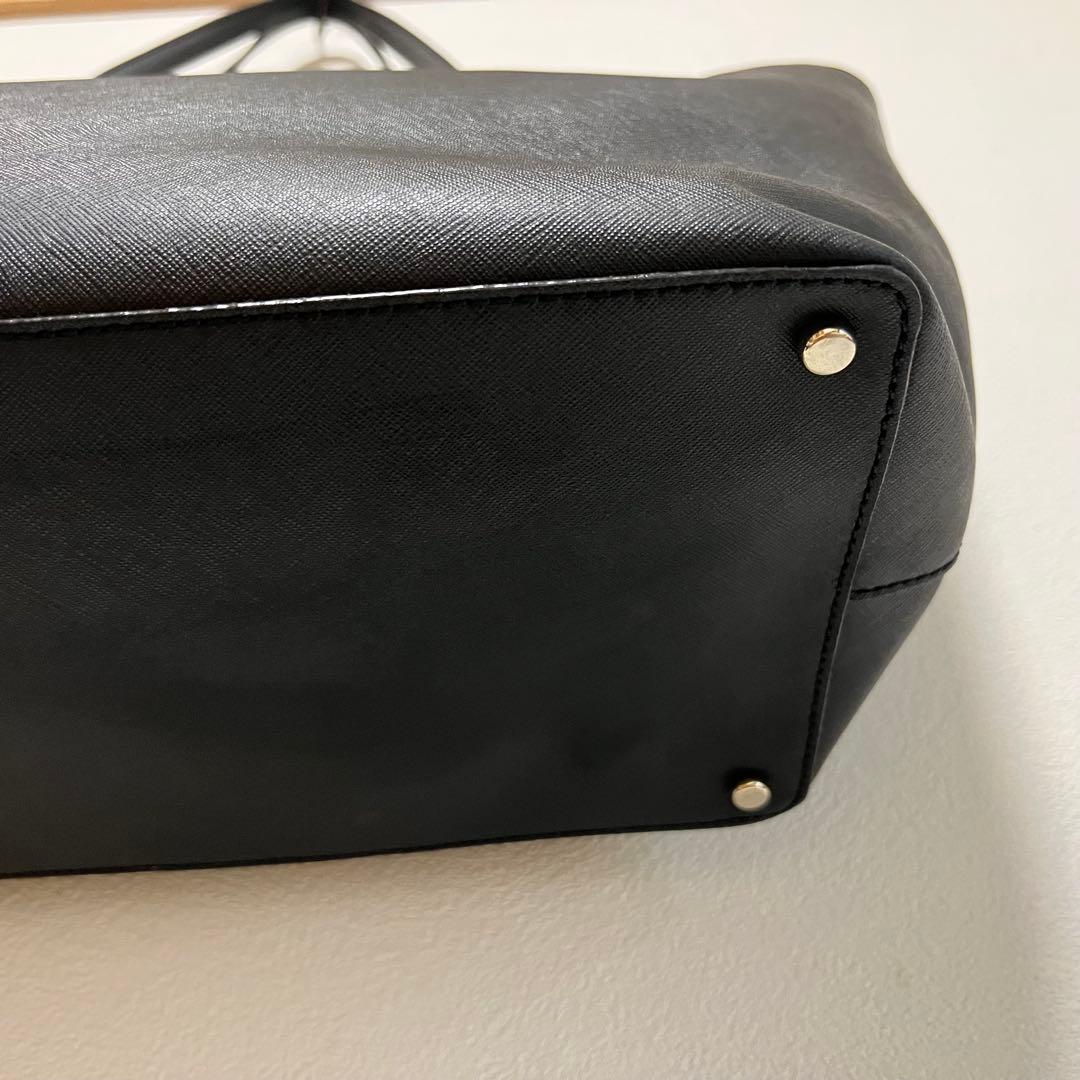 【美品】ケイトスペード トートバッグ サフィアーノレザー 黒 逆台形 船形 A4