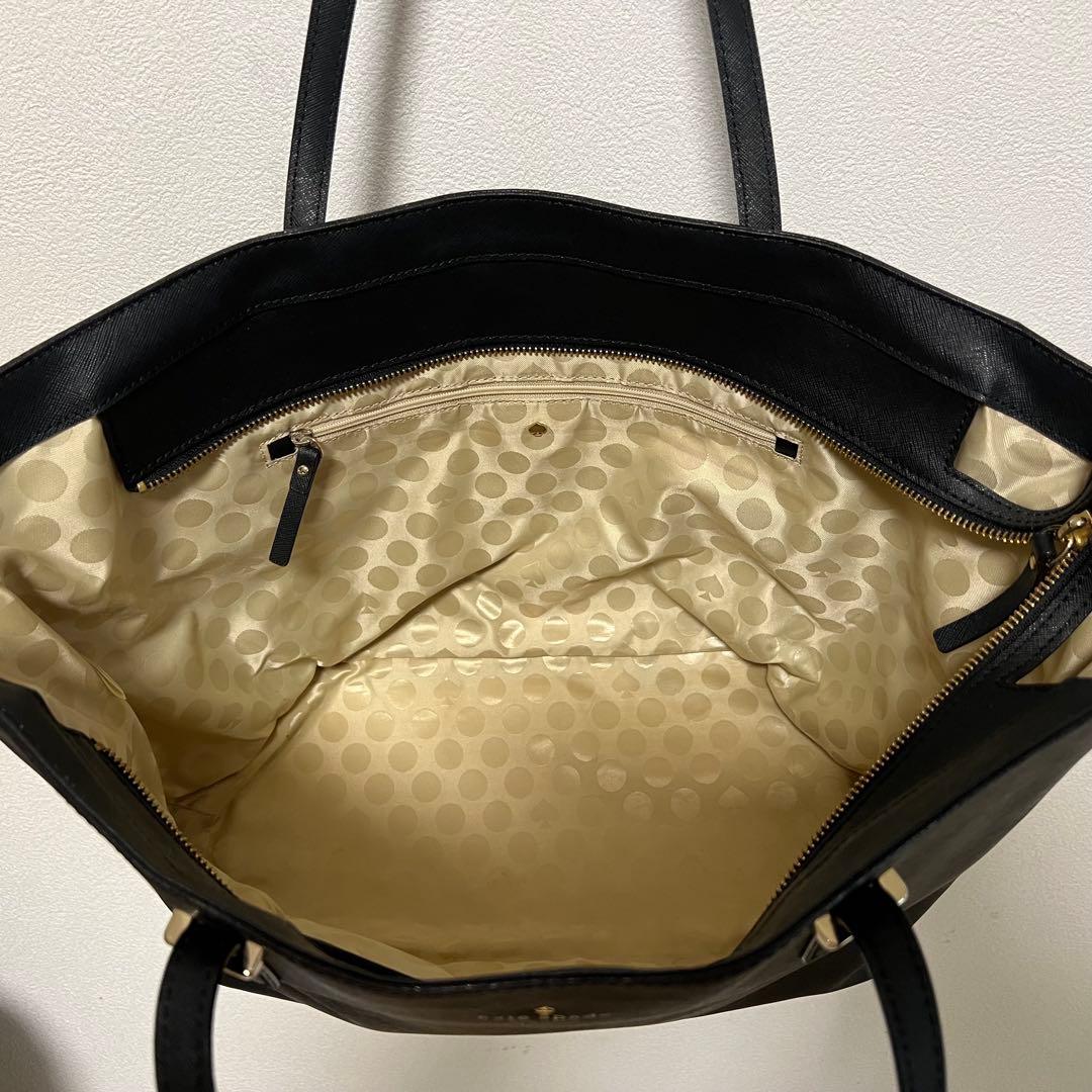 【美品】ケイトスペード トートバッグ サフィアーノレザー 黒 逆台形 船形 A4