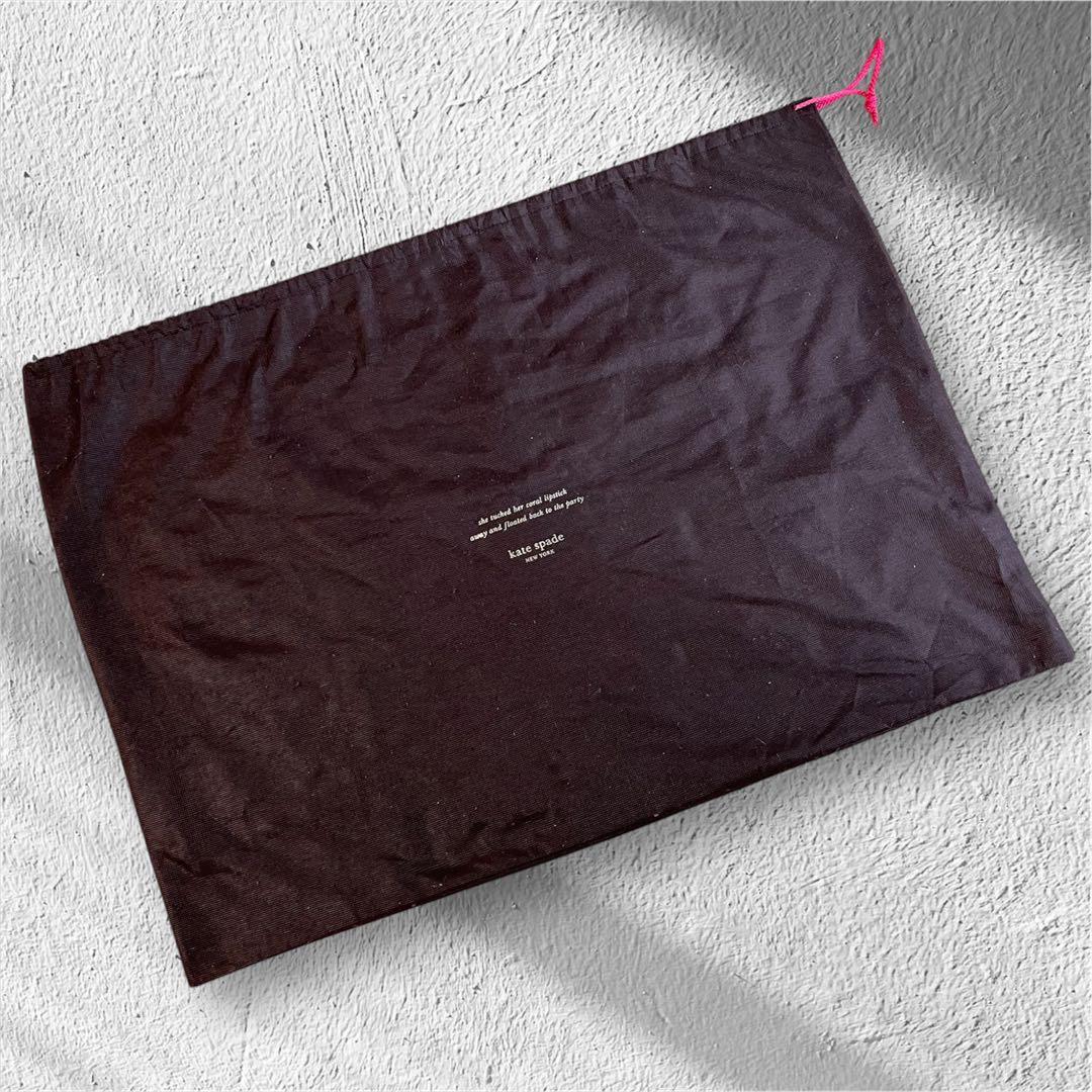 【美品】ケイトスペード トートバッグ サフィアーノレザー 黒 逆台形 船形 A4