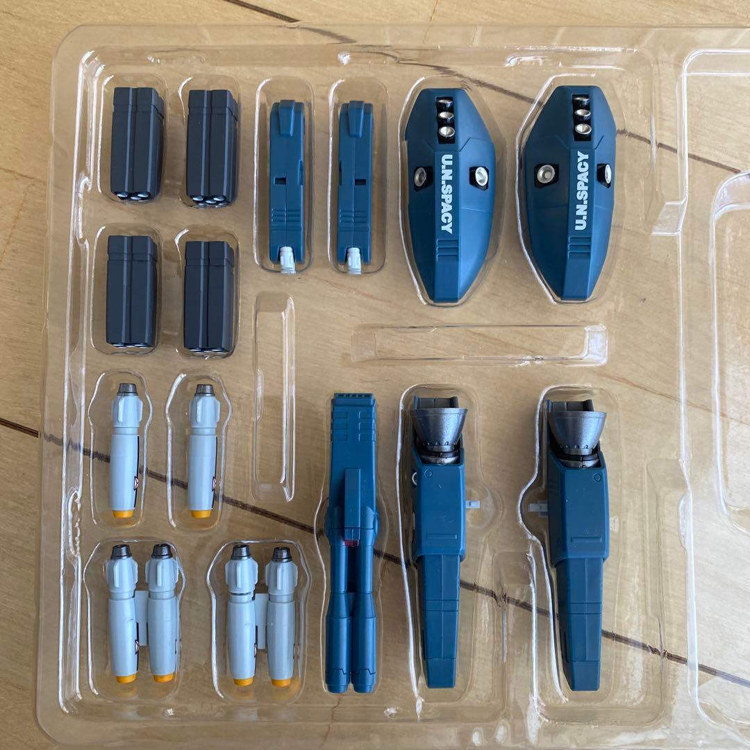 HI-L R VF-1Sストライクバルキリー(ロイ・フォッカー・スペシ…