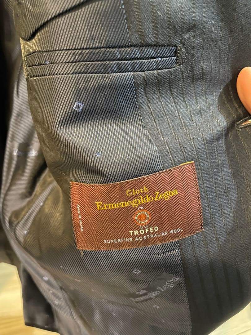 【美品】Ermenegildo Zegna ネイビー ストライプオーダースーツ
