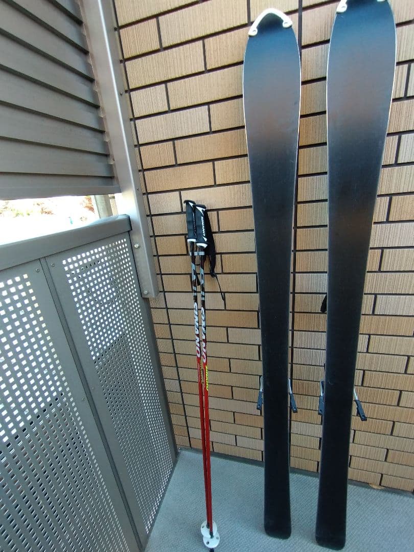 サロモンスキーセット　スキー、ビンディング、ポール