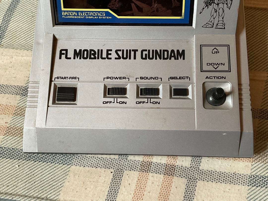 FL・MOBILE・SUIT・GUNDAM。DC6V。バンダイ。【アダプター付】