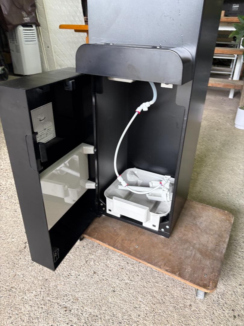 プレミアムウォーター ウォーターサーバー HC22D1L-PW-WB 温水・冷水