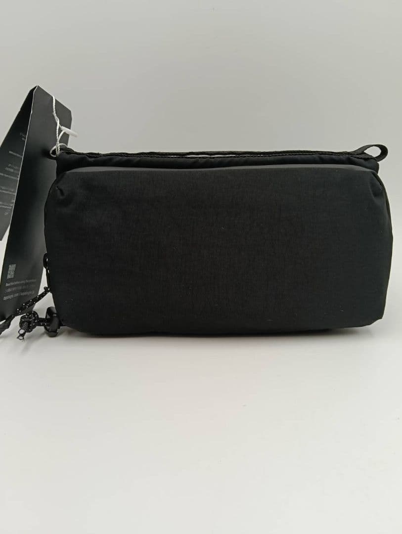 【大人気】【新品】メゾンキツネ×トポロジー　ボトルバッグ⭐︎ストラップセット