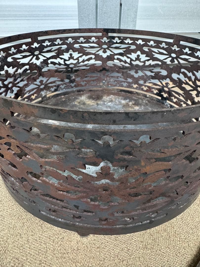 サンゾクマウンテン 悪Tega warutega焚き火台　キャンプ