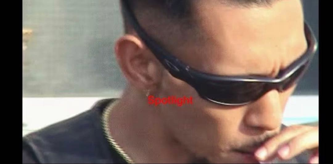 (io着用)oakley ストレートジャケット　サングラス