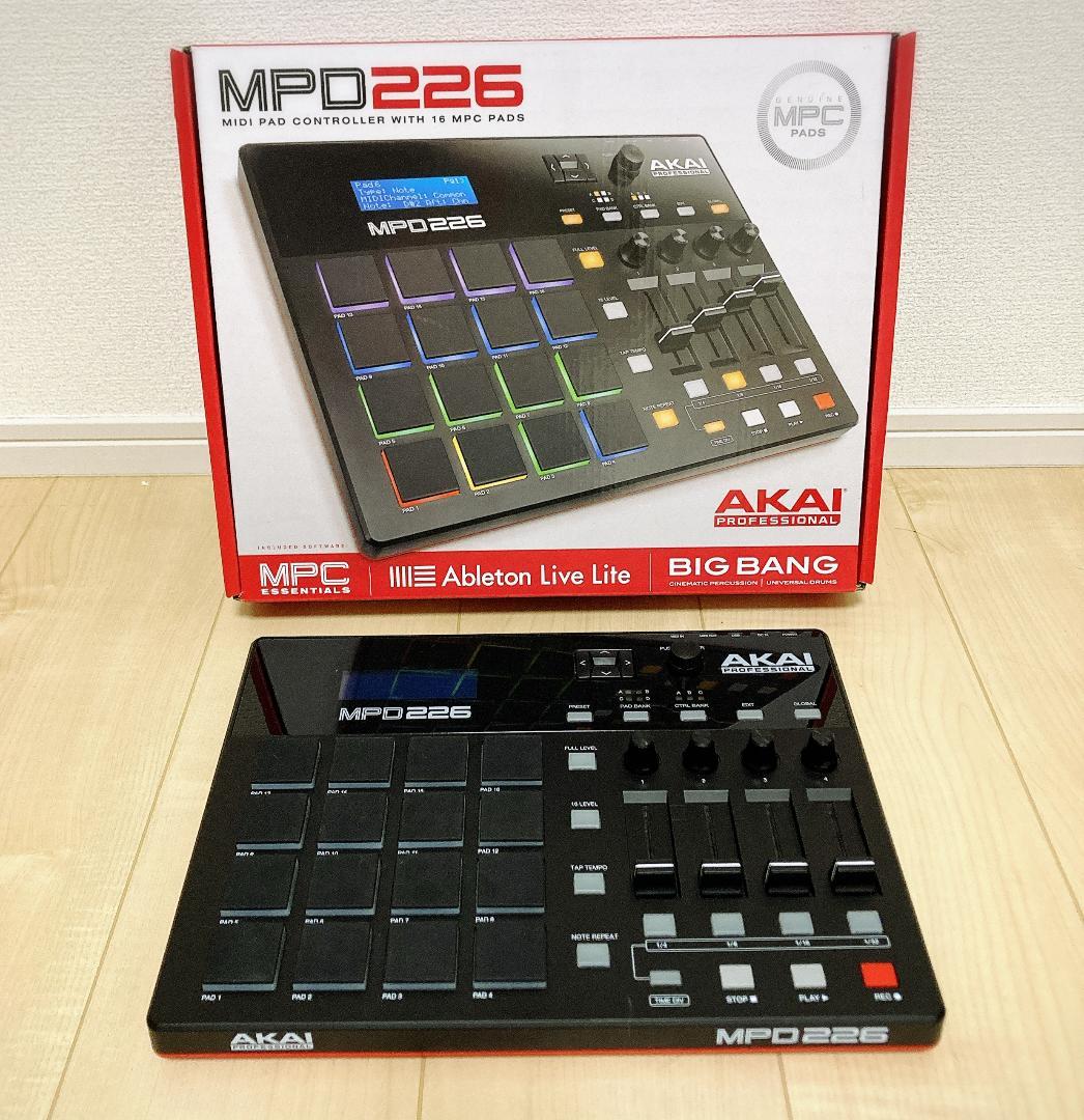 AKAI MPD226 MIDIパッド 動作良好 箱・USBケーブル付 DTM