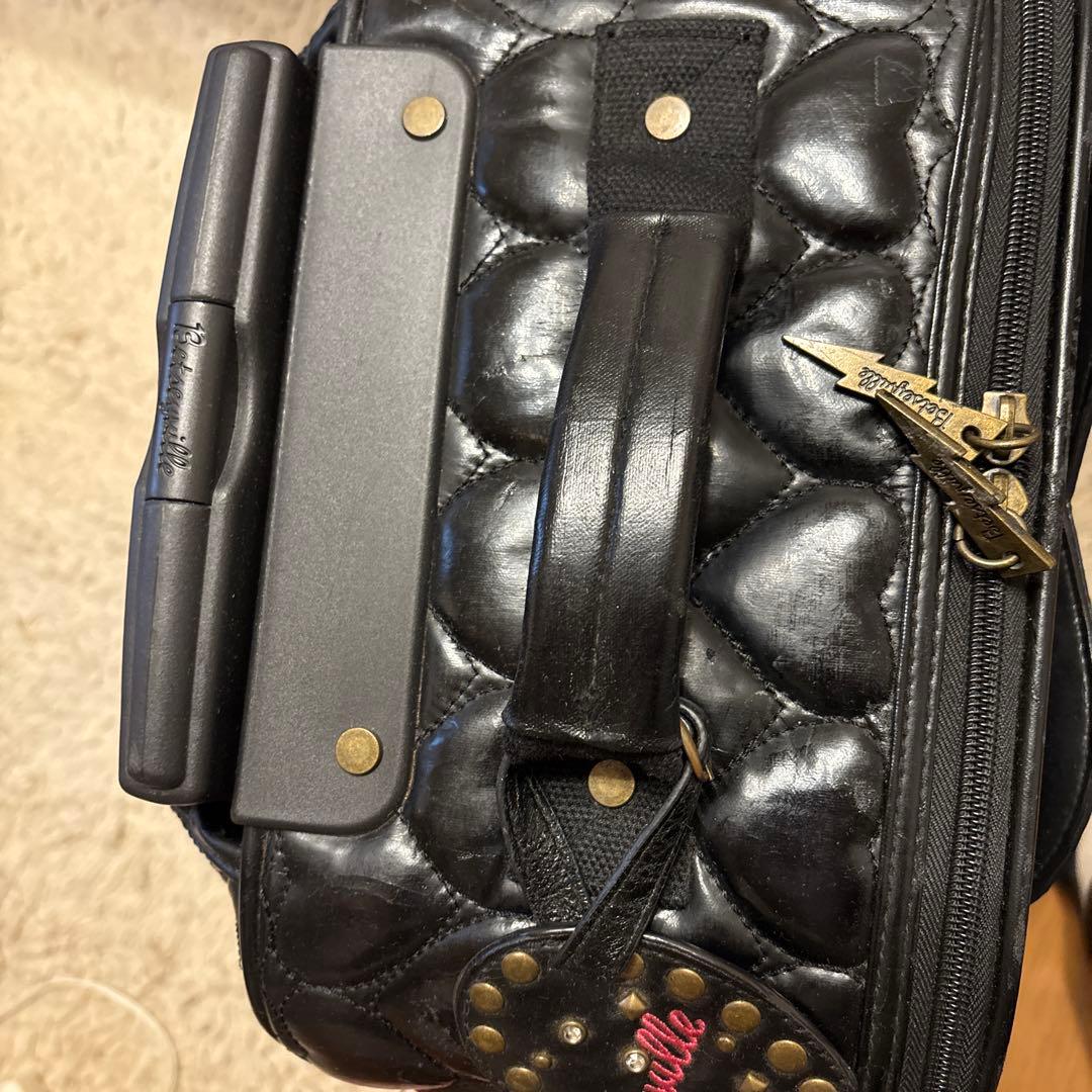 ネジの外れてるAB型　BETSEY JOHNSON キャリーバッグ