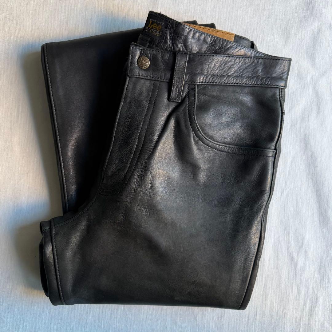 パンツ Lee riders black leather flare pants 32