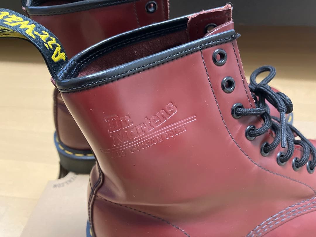Dr. Martens 8ホールブーツ