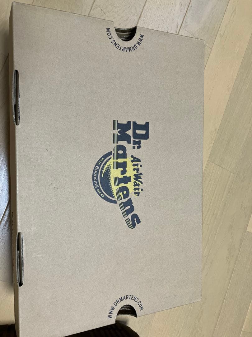 Dr. Martens 8ホールブーツ