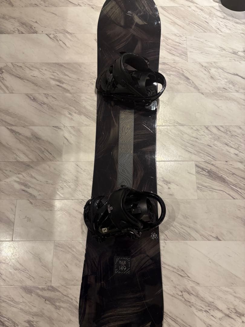 salomonスノーボード（ビンディング付）149