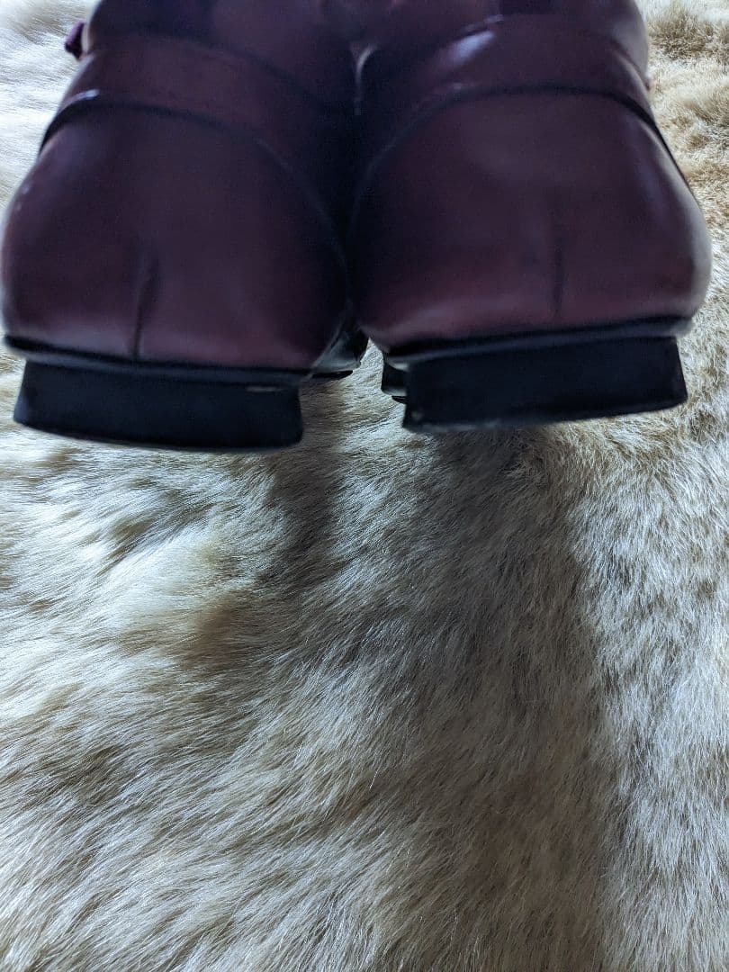 プラダ　ビジネスシューズ