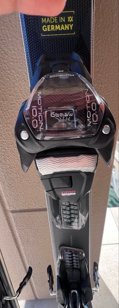 Völkl Deacon SW スキー板 165cm ブラック/イエロー