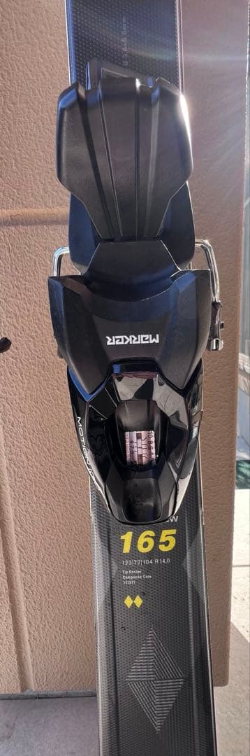 Völkl Deacon SW スキー板 165cm ブラック/イエロー