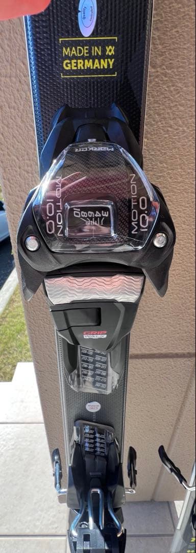 Völkl Deacon SW スキー板 165cm ブラック/イエロー