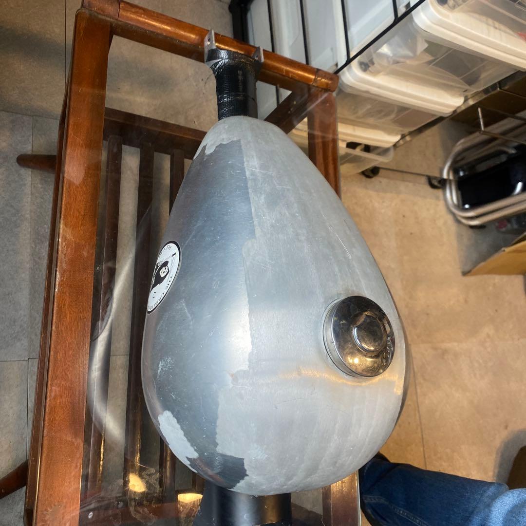 アルミ製タンク　ハーレー　スポーツスター　インジェクション用　ピーナッツタンク