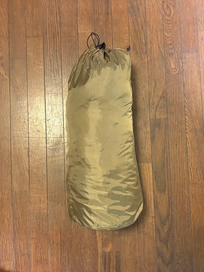 カーキ ドーム型キャンプテント