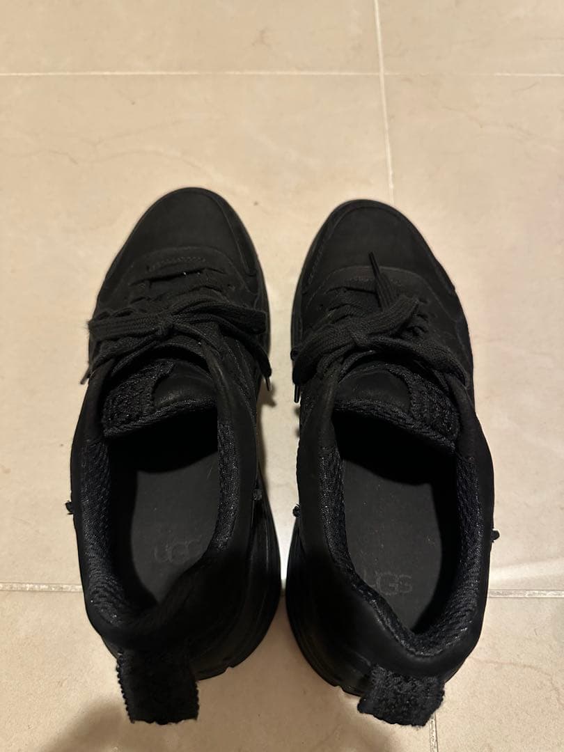 UGG ブラック スニーカー　CA805