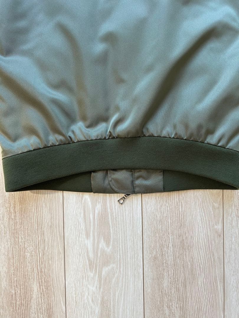 John Elliott MA1オリーブ サイズ2 クリーニング済み 値下げ