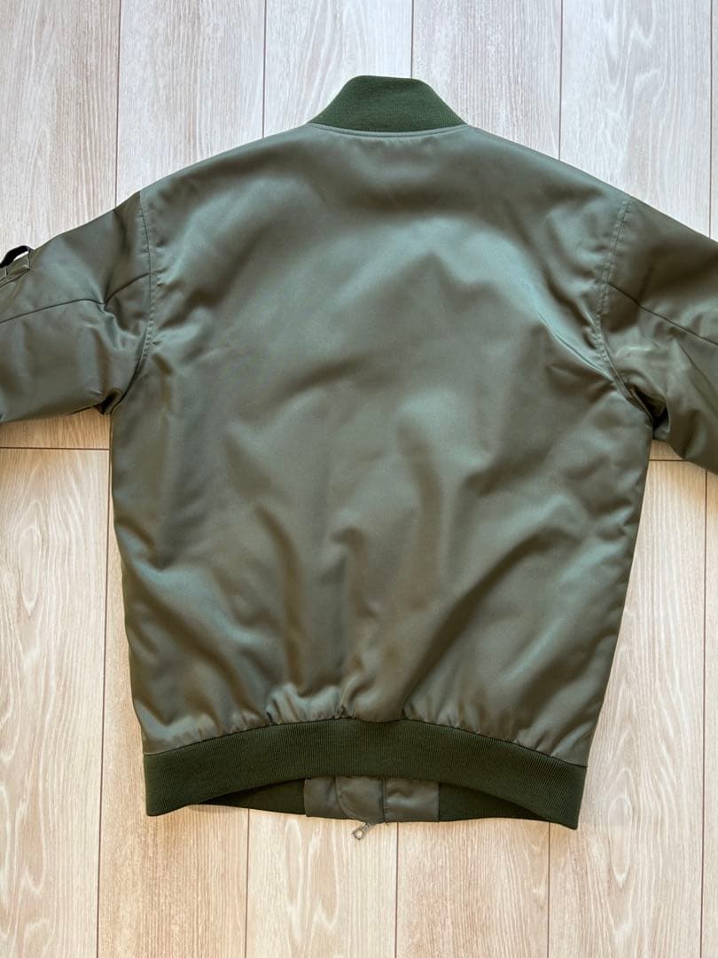 John Elliott MA1オリーブ サイズ2 クリーニング済み 値下げ