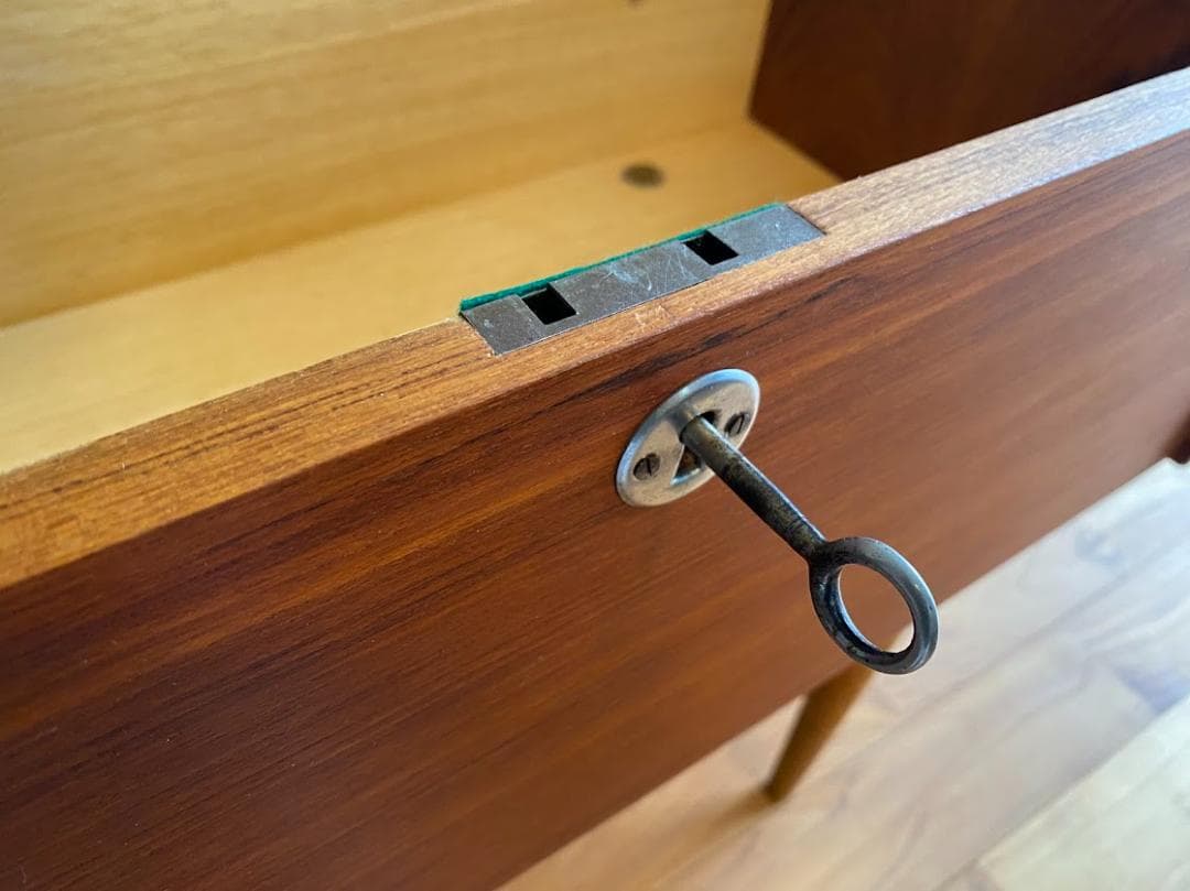 1960-70s ヴィンテージ サイドテーブル ボックス キー付 仕上済