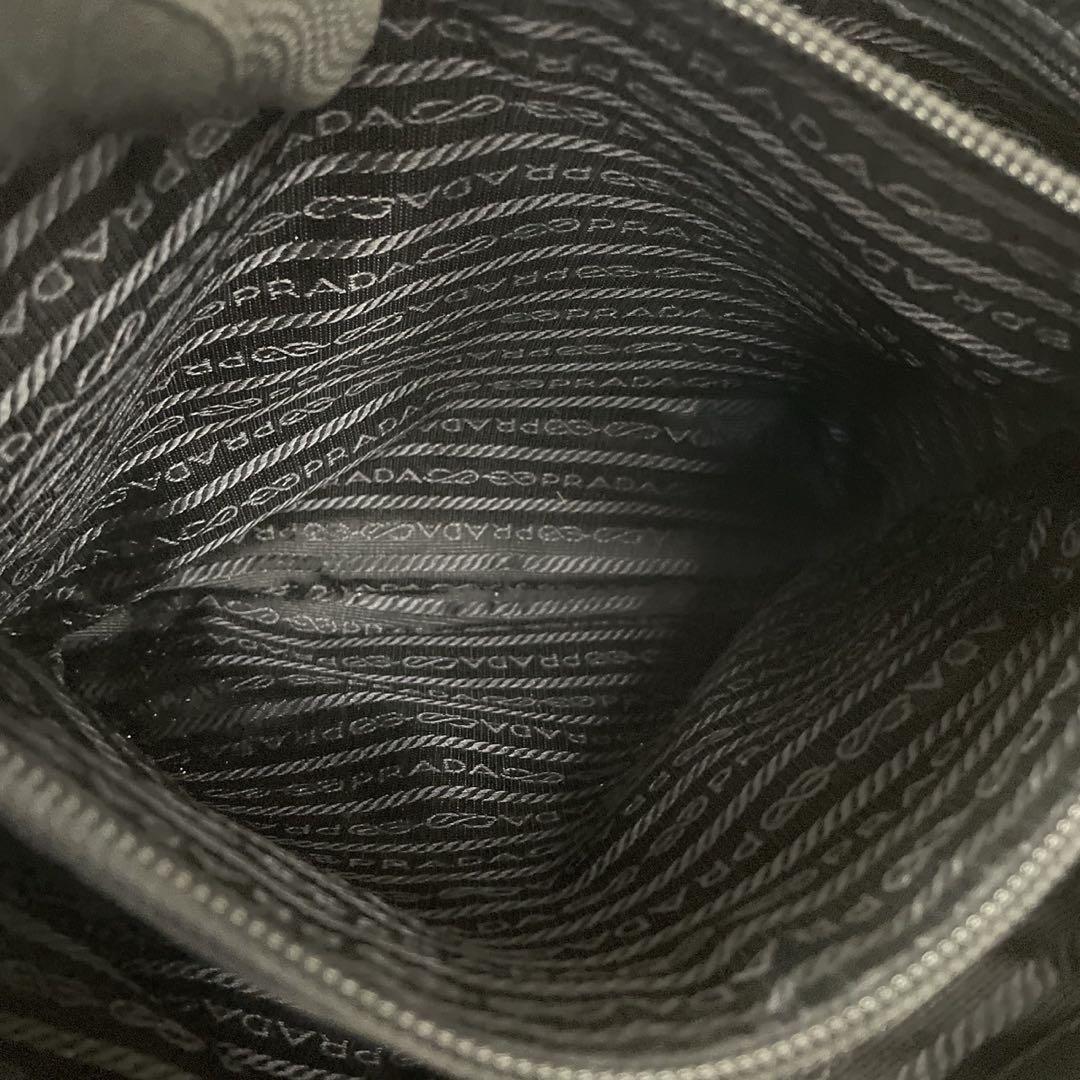 プラダ　ナイロン　三角ロゴ　レザー　トートバッグ　肩掛け　ブラック　 4539