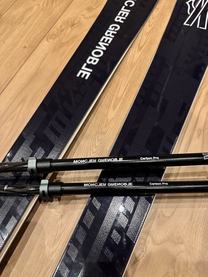 新品Moncler GRENOBLE ski 板