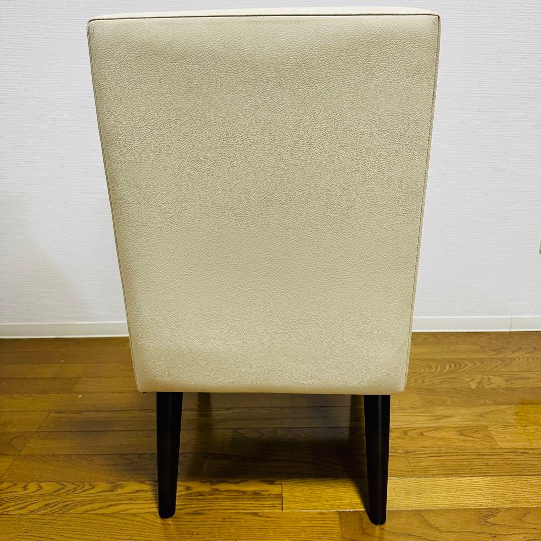 カリモク60 カフェチェア スタンダードアイボリー