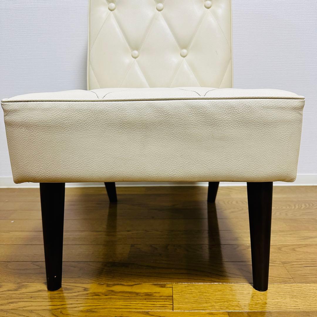 カリモク60 カフェチェア スタンダードアイボリー