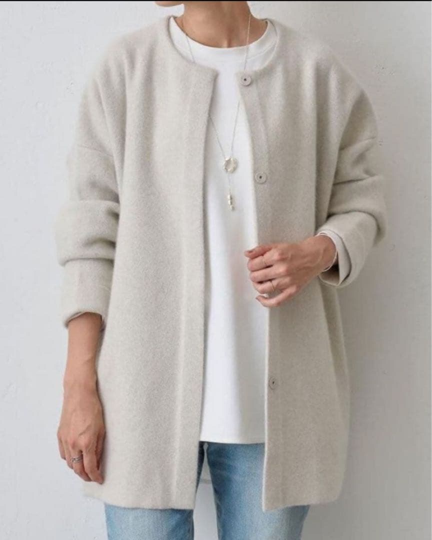 BEARDSLEY ビアズリー ノーカラーコート オフホワイト