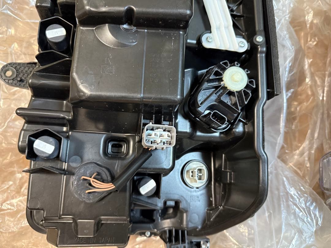 17系エブリイワゴン　6型〜用　純正LEDヘッドライト