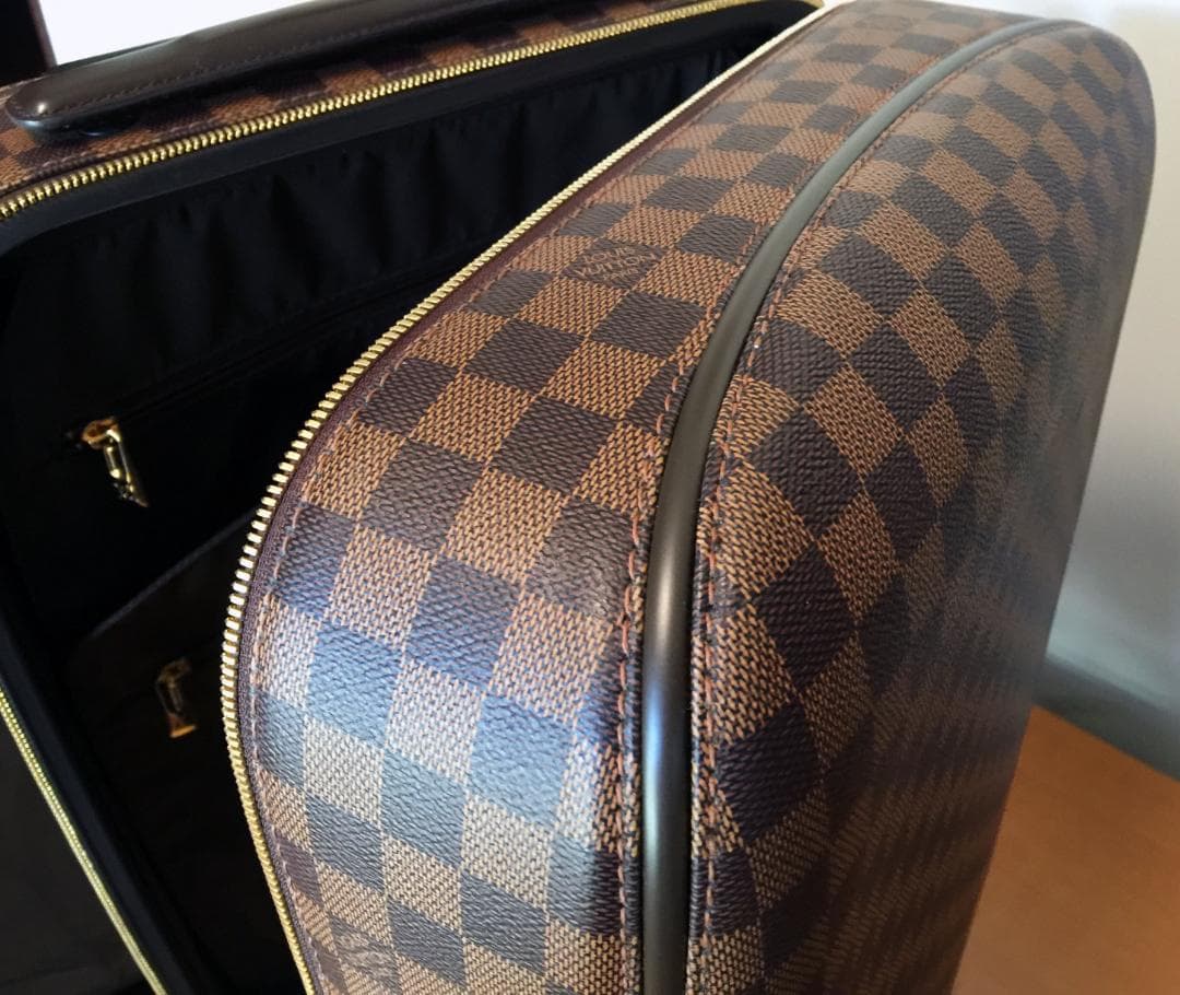 なおりんさん専用ルイヴィトン スーツケース『モノグラム ゼフィール55』