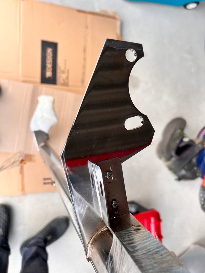 ジムニーja22 リアバンパー出張のため発送は5.26