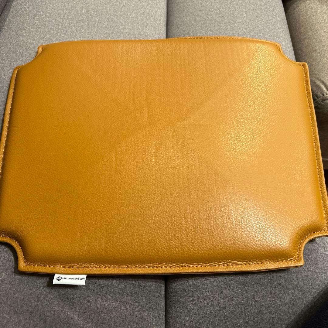 CARLHANSEN&SON | CH24 Yチェア専用レザークッション2025