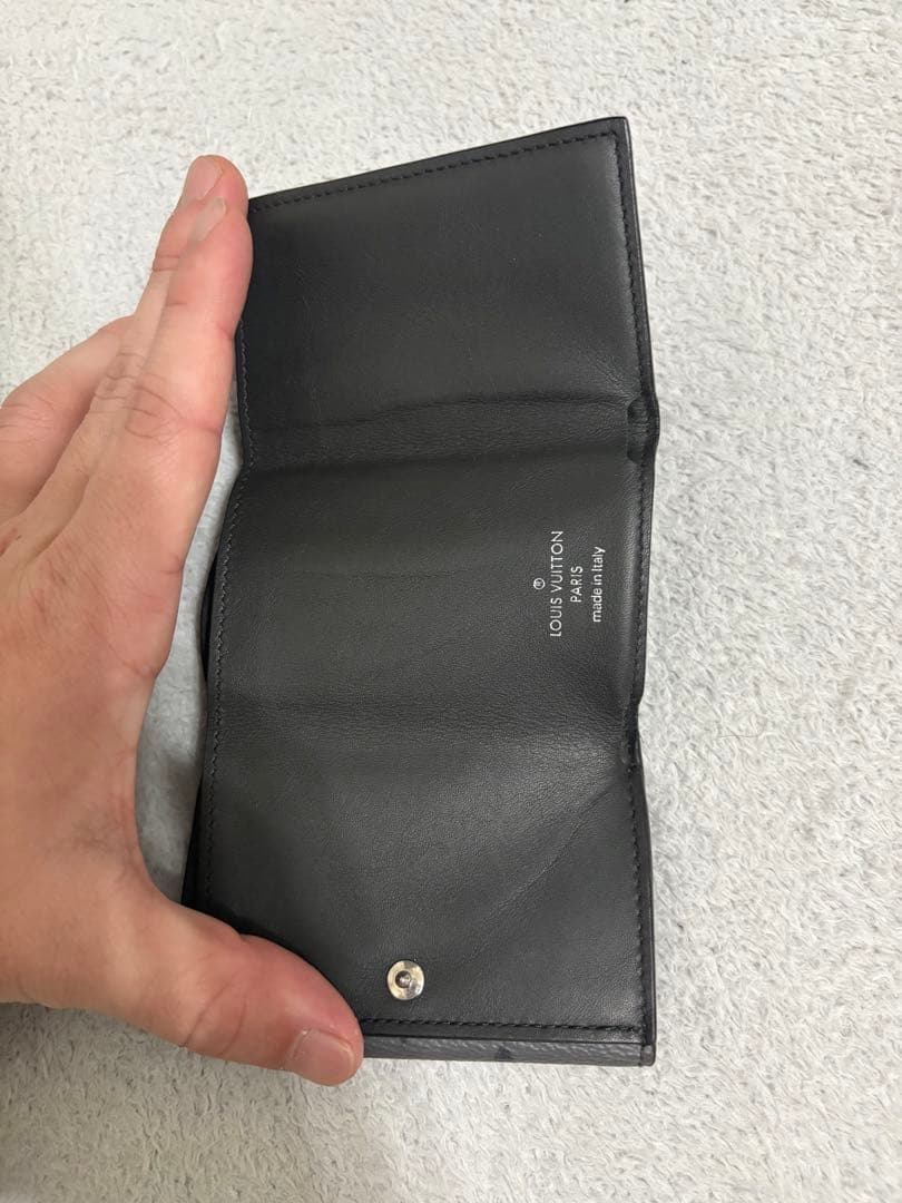 ルイヴィトン モノグラム エクリプス ディスカバリー コンパクトウォレット