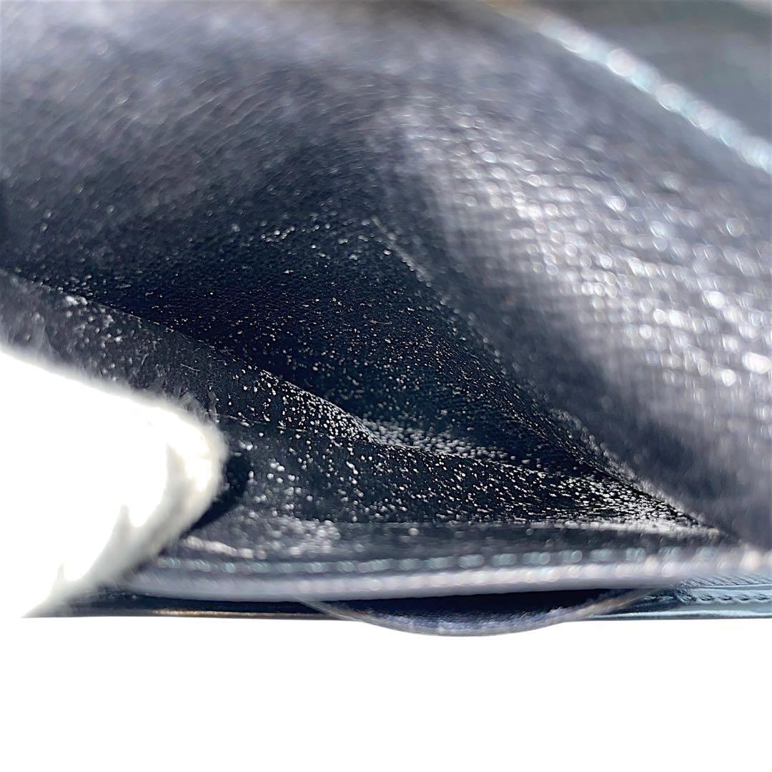 【美品】LOUIS VUITTON ルイヴィトン　折り財布　エピ　黒　ブラック