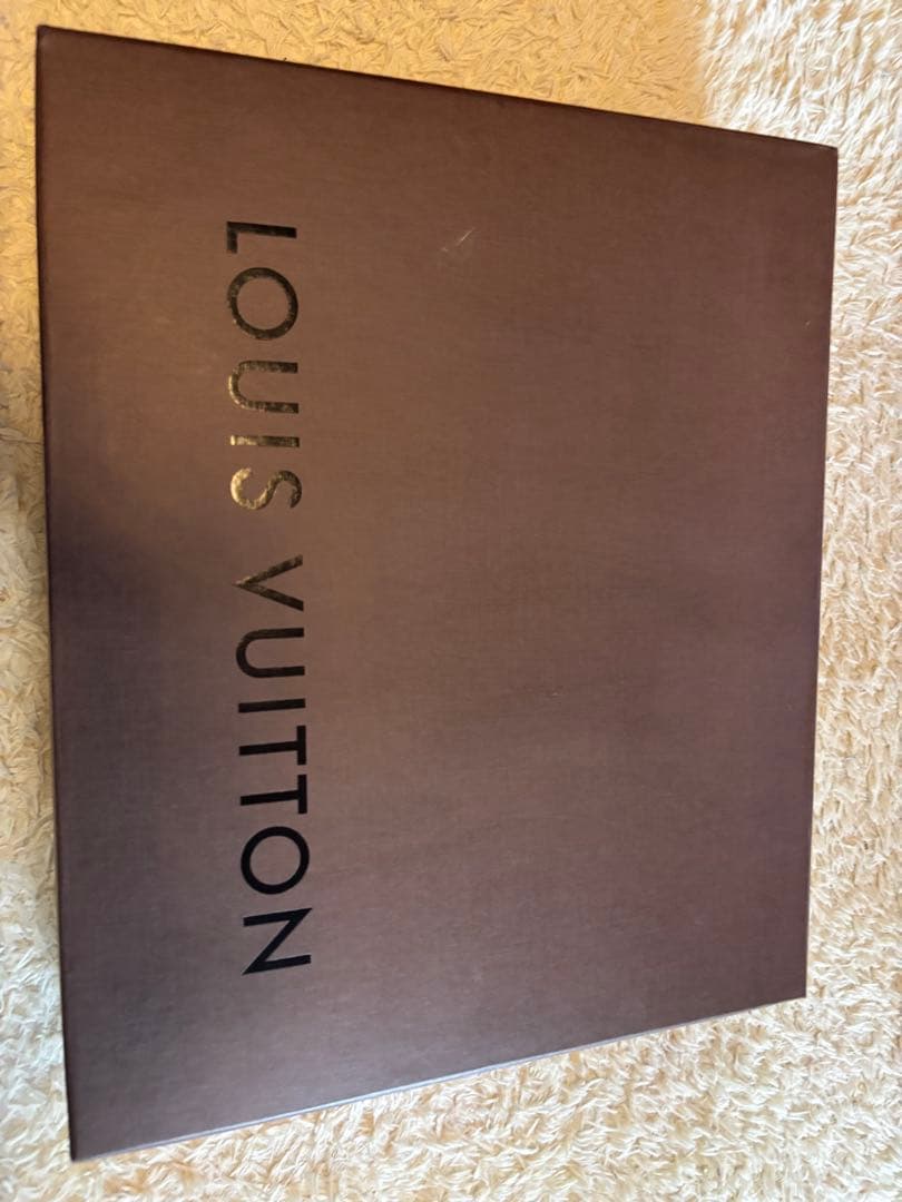 ルイヴィトン エトール モンテカルロ ストール カシミヤ ラインストーン 黒