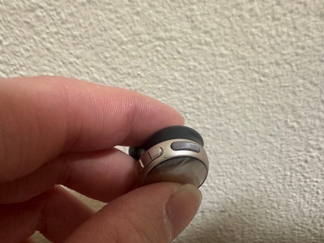 ルイヴィトン ホライゾン ライトアップイヤホン Louis Vuitton